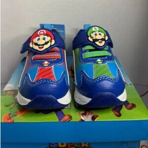 Mario & Luigi Baby Light Up Shoes Size 6